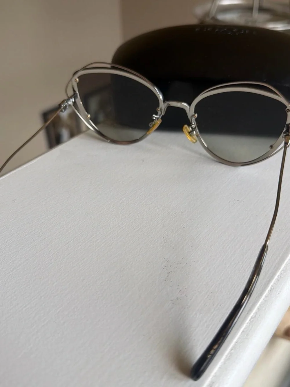 Coach Brown Gradient Round Sunglasses with silver tone Bridge